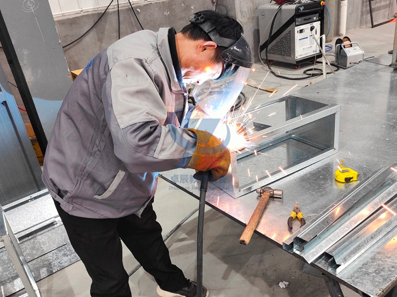 46e94a21bf9f670180a5eb98af9ecca7