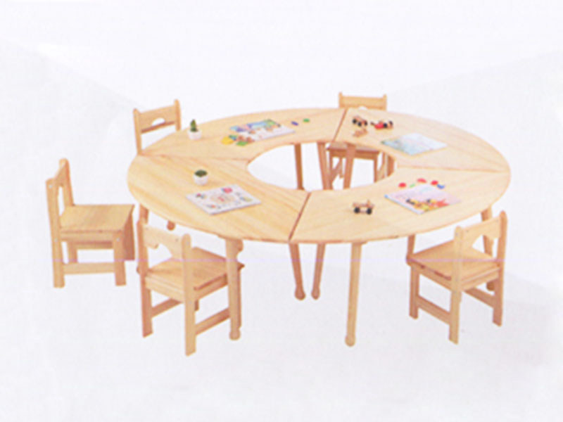 幼儿园桌椅供应商
